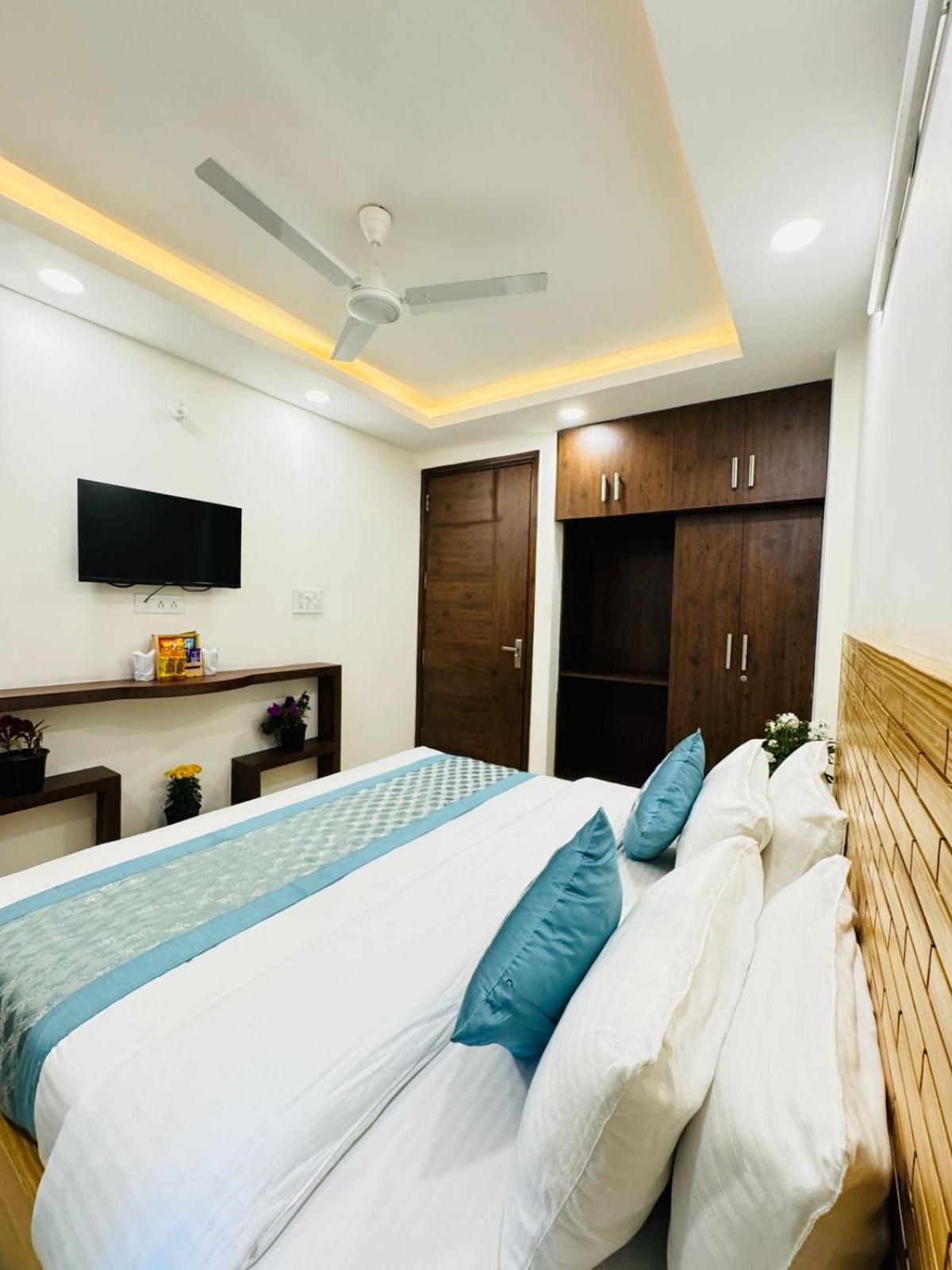 Hotel Ashram View Just 10 Minute Away Form Nizamuddin Railway Station New Delhi Eksteriør bilde